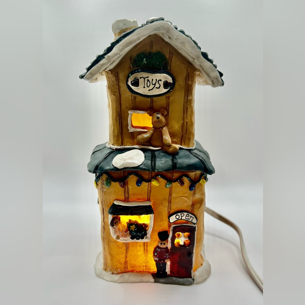 2000 Santas Workshop Christmas Village Toys Shop